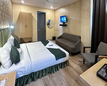 3 Star hotels near Dwarka Railway Station