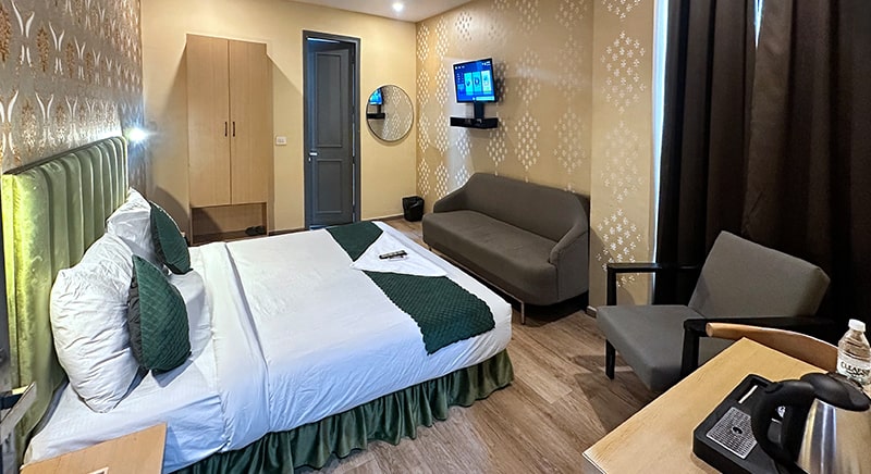 premium-room - Hotels in Dwarka, Delhi