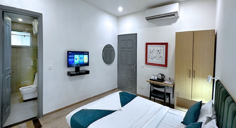 Hotels Near Old Delhi Railway Station